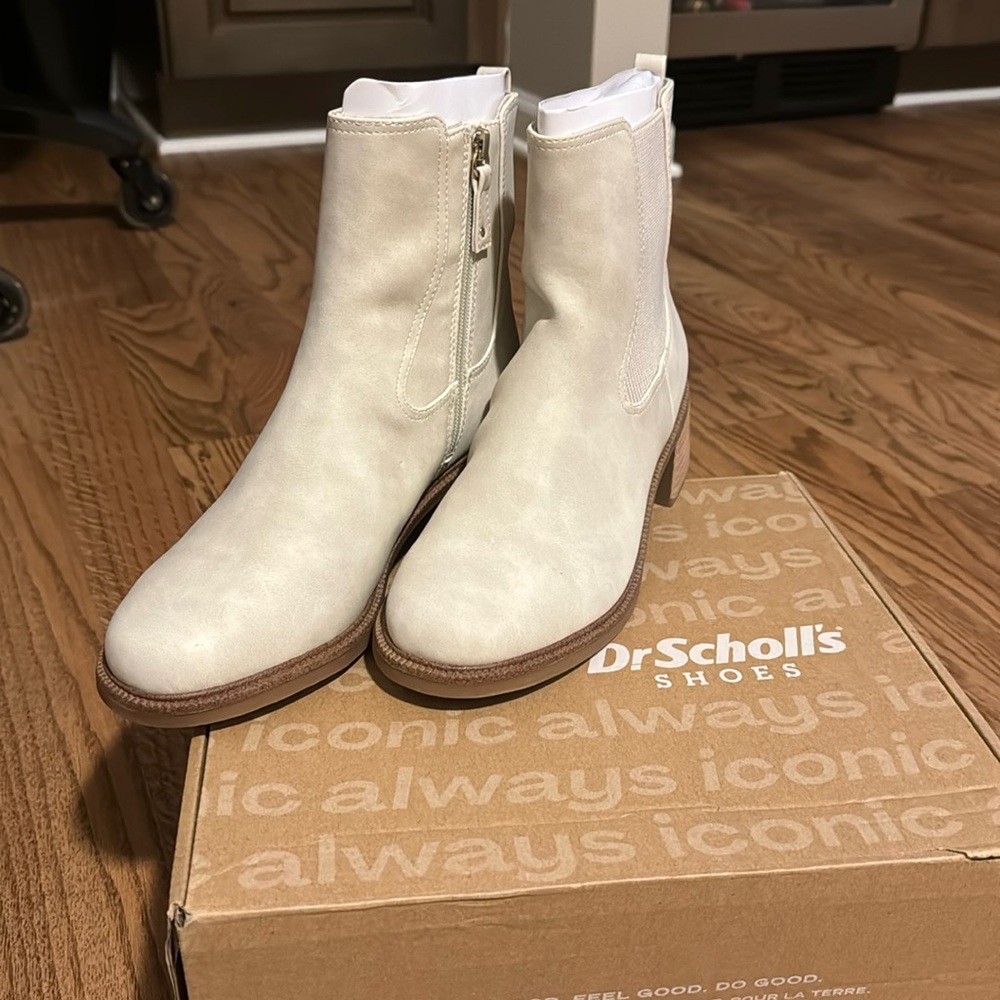 Dr.Scholl’s Redux Off White Boots